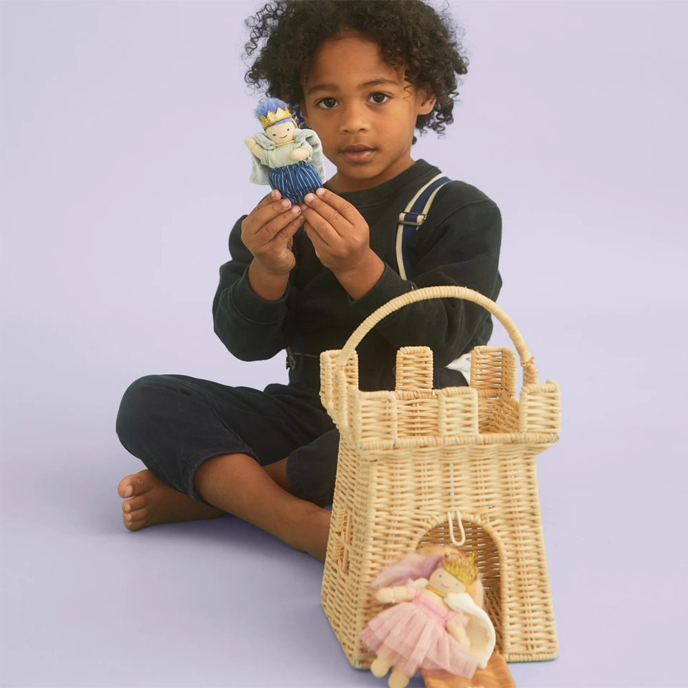 Pastoral style hand-woven children's toys carrying basket Halloween decoration rattan castle small house photography props